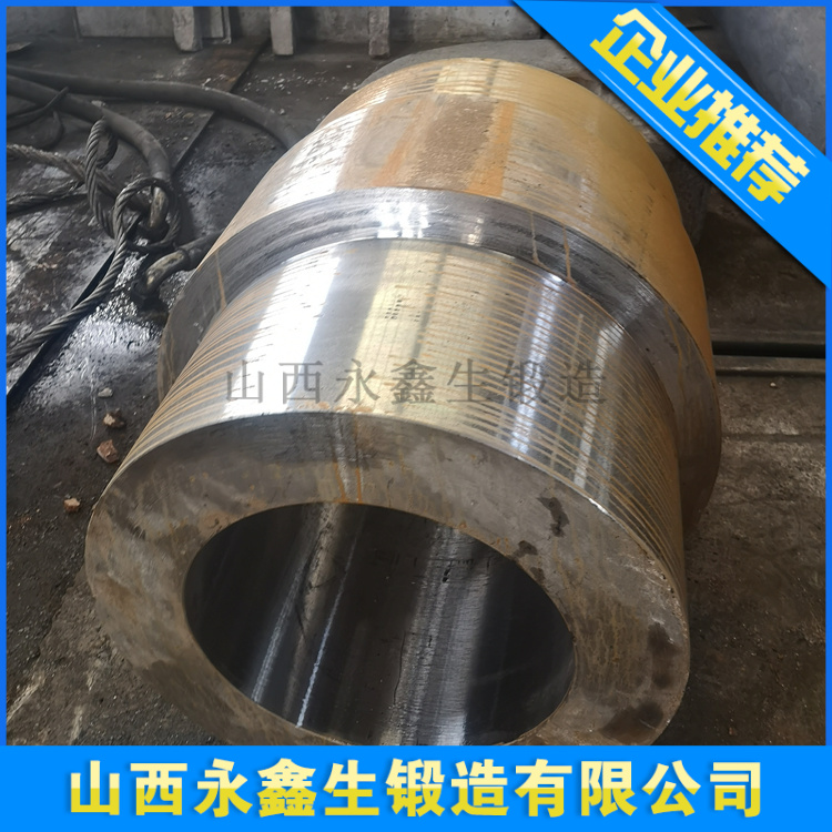 法兰卧式油压机油缸.jpg