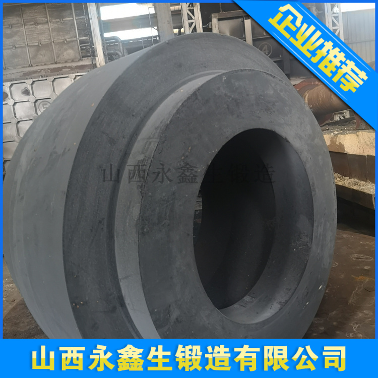 锻造法兰卧式油压机油缸.jpg